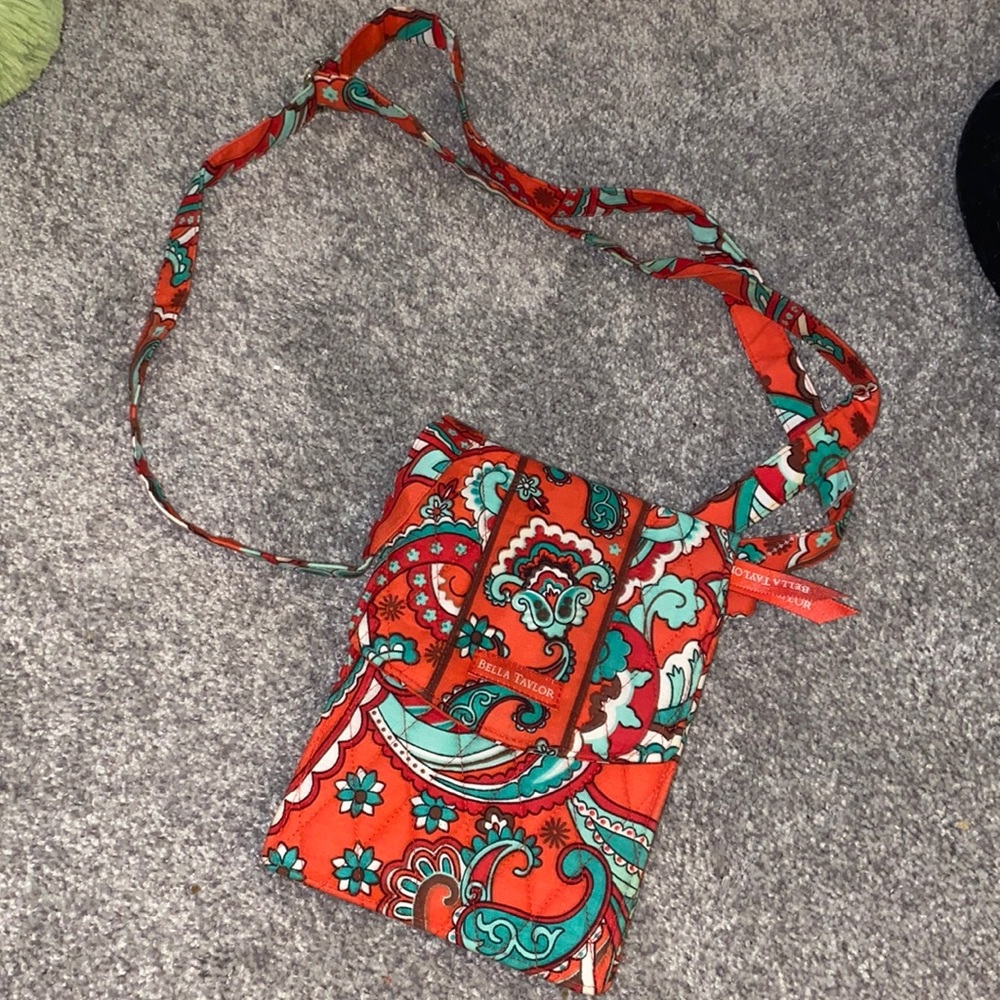 Bella Taylor Cross over body bag